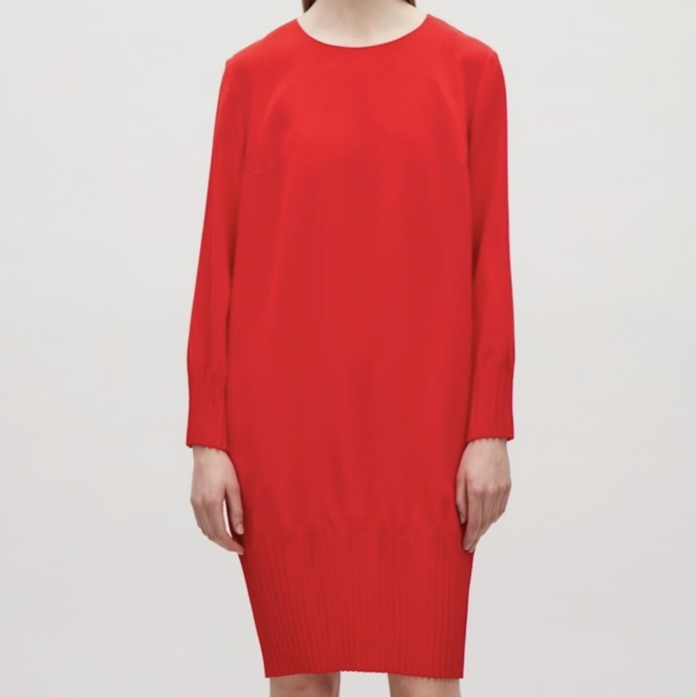Skändal Long Sleeve Ribbed Shift Dress